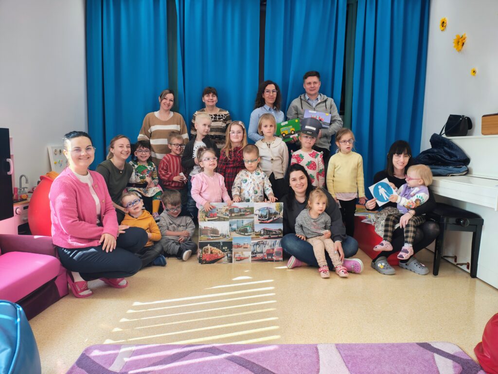 Wspólne zdjęcie w prowadzącymi zajęcia z ZTM