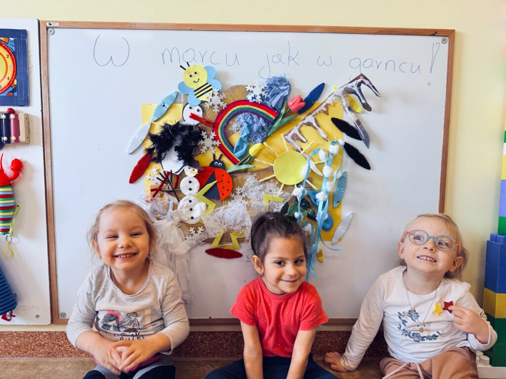 Słoneczneczka z pracą marcową