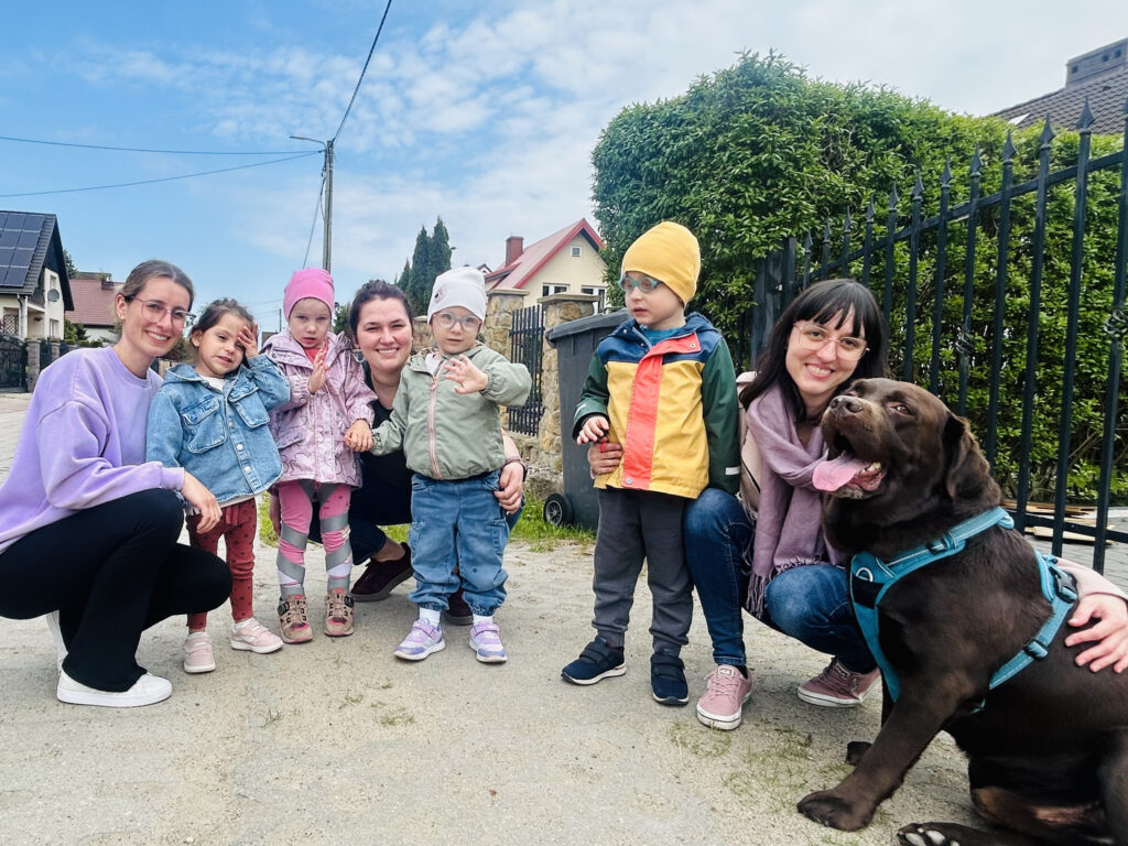Wspólne zdjęcie na nauczycielami
